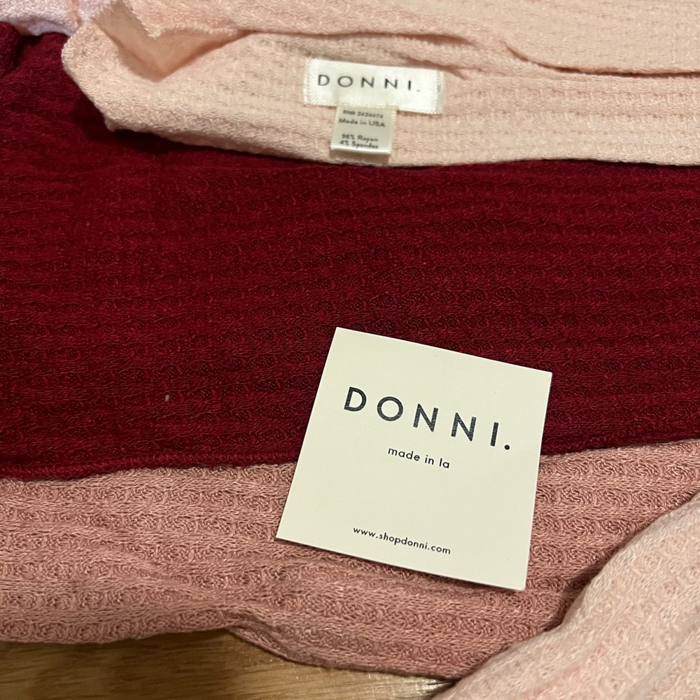 Donni Thermal Trio Wrap Scarf 86 x 30  Wine / Dusty Rose/ Blush -   Knit Rolled